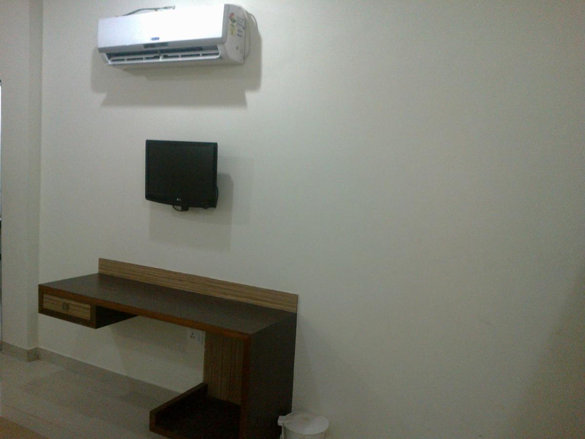 Hotel Chivala Beach Malvan Exterior photo