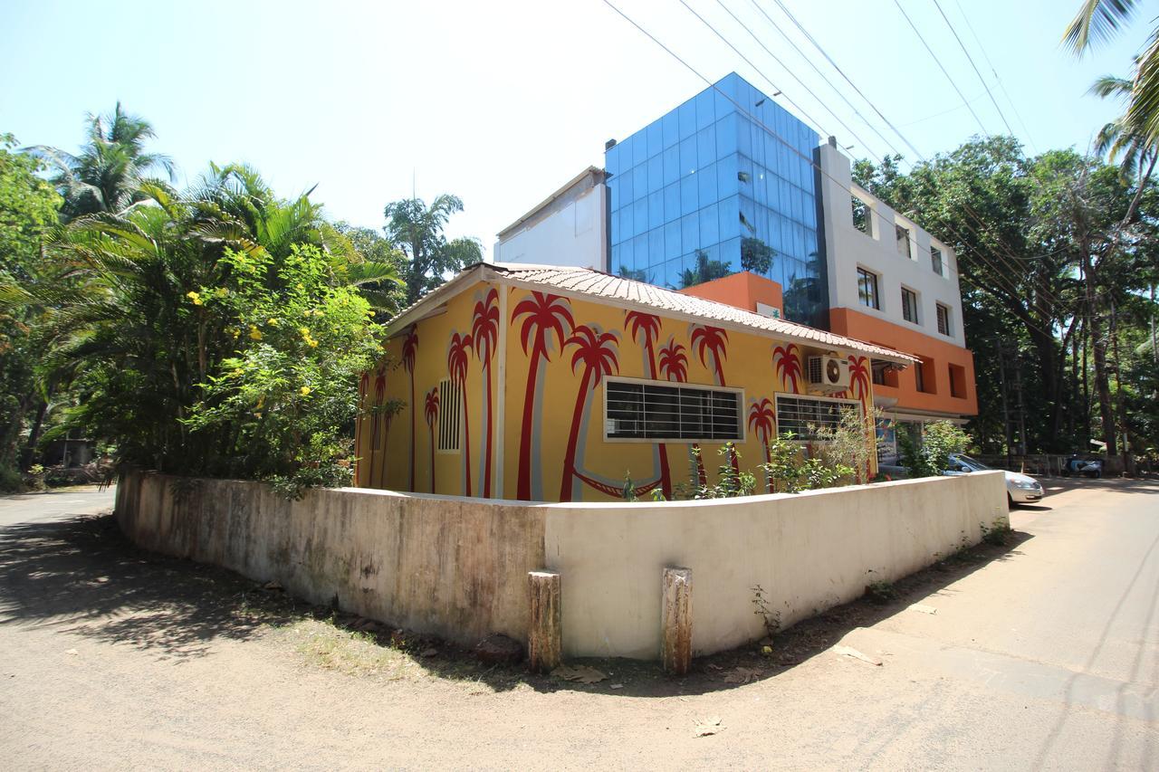 Hotel Chivala Beach Malvan Exterior photo
